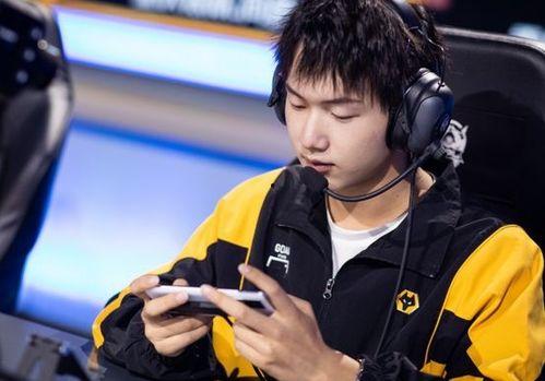 狼队圈内爆料的是谁,揭秘神秘爆料者身份之谜 第1张 狼队圈内爆料的是谁,揭秘神秘爆料者身份之谜 第1张